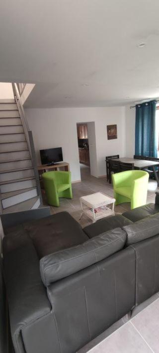 Gite Rue Pasteur Is-sur-Tille Exterior foto
